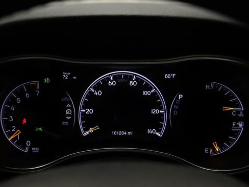 Used 2018 Jeep Grand Cherokee Laredo AWD/4WD image 7