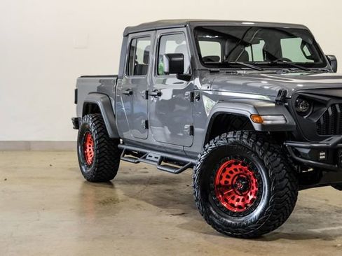 Used 2021 Jeep Gladiator Sport w/ Trailer Tow Package AWD/4WD image 24