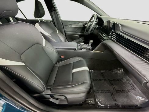 Used 2026 Toyota Camry SE w/ Convenience Package FWD image 26