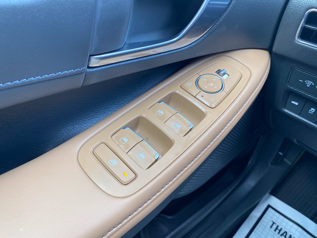 Certified 2023 Hyundai Sonata Limited FWD image 24