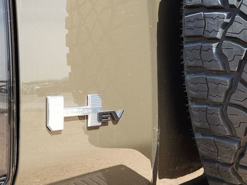 New 2025 GMC Hummer EV 2X w/ Extreme Off-Road Package AWD/4WD image 9