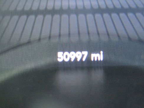 Used 2021 Dodge Challenger SXT w/ Driver Convenience Group image 25