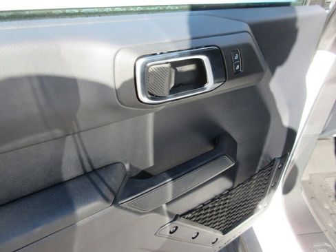 New 2025 Ford Bronco Big Bend image 17