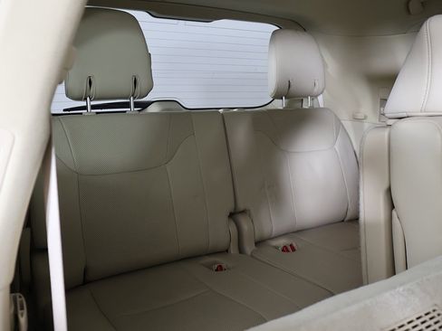 Used 2016 Lexus LX 570 4WD image 41