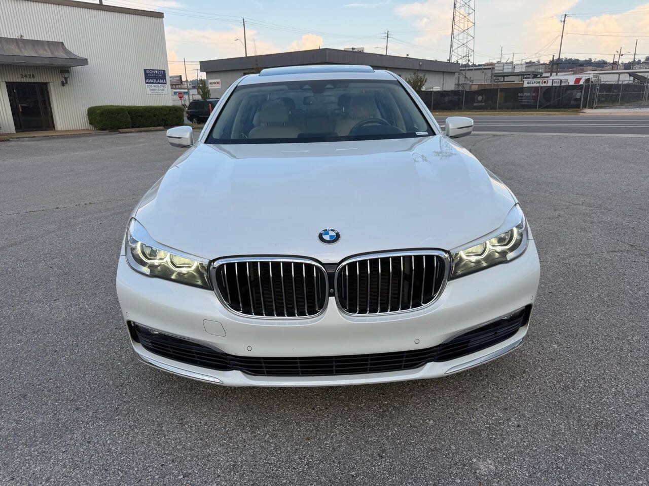 Used 2017 BMW 740i RWD image 2