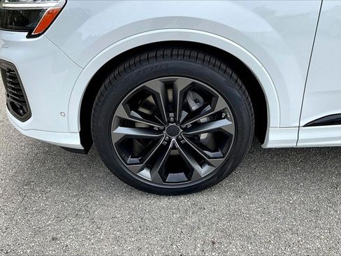 New 2026 Audi Q7 3.0T Premium Plus image 13