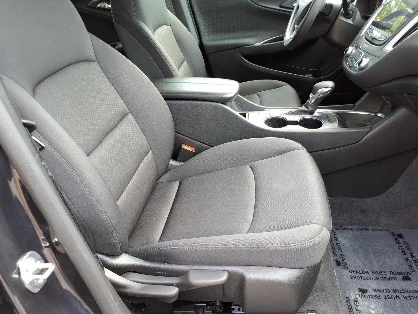 Used 2023 Chevrolet Malibu LT FWD image 22