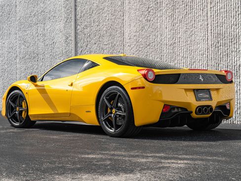 Used 2013 Ferrari 458 Italia Coupe image 5