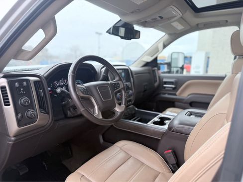 Used 2017 GMC Sierra 3500 Denali image 11
