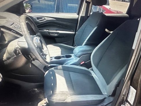 Used 2016 Ford Escape S FWD image 8