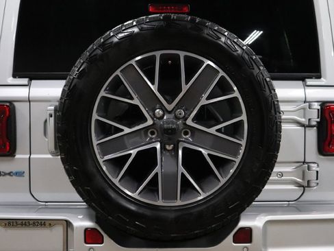 Used 2024 Jeep Wrangler High Altitude image 29