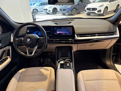Used 2025 BMW X1 xDrive28i image 12