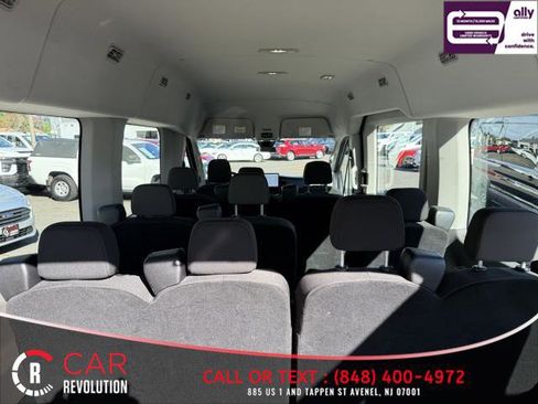 Used 2023 Ford Transit 350 XLT image 8