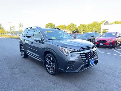 Used 2023 Subaru Ascent Limited w/ Technology Package AWD/4WD image 4