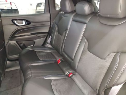 New 2026 Jeep Compass Latitude AWD/4WD image 25