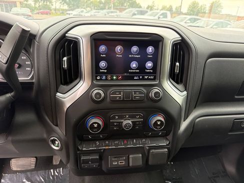 Used 2019 Chevrolet Silverado 1500 LT w/ All-Star Edition AWD/4WD image 14