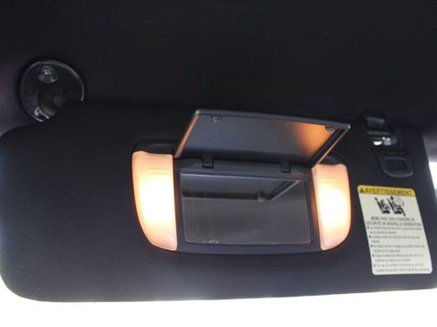 Used 2016 Toyota Tacoma TRD Off-Road w/ Exterior Package image 46