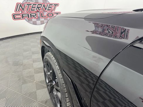 Used 2022 BMW X6 M50i w/ Executive Package image 26