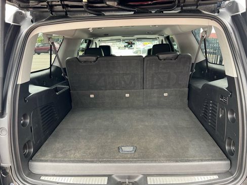 Used 2020 Cadillac Escalade ESV Luxury image 17