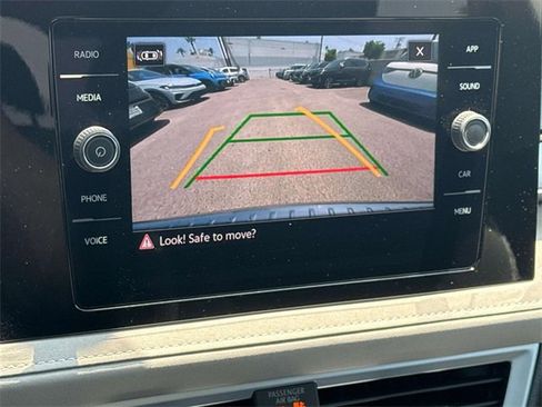 New 2025 Volkswagen Taos SE image 14