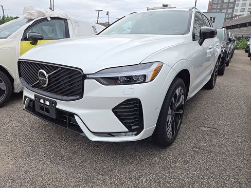 New 2026 Volvo XC60 B5 Plus w/ Protection Package Premier image 2