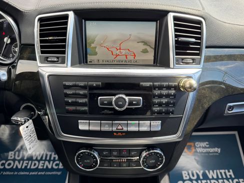 Used 2016 Mercedes-Benz GL 450 4MATIC image 27