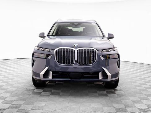 Certified 2025 BMW X7 xDrive40i w/ Premium Package image 8