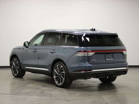 New 2026 Lincoln Aviator Reserve image 6