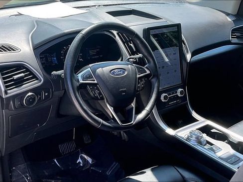 Used 2024 Ford Edge SEL AWD/4WD image 12