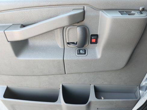 New 2025 Chevrolet Express 2500 w/ Driver Convenience Package image 25