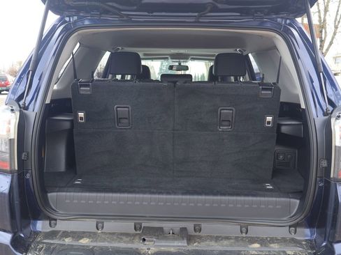 Used 2019 Toyota 4Runner SR5 Premium image 6