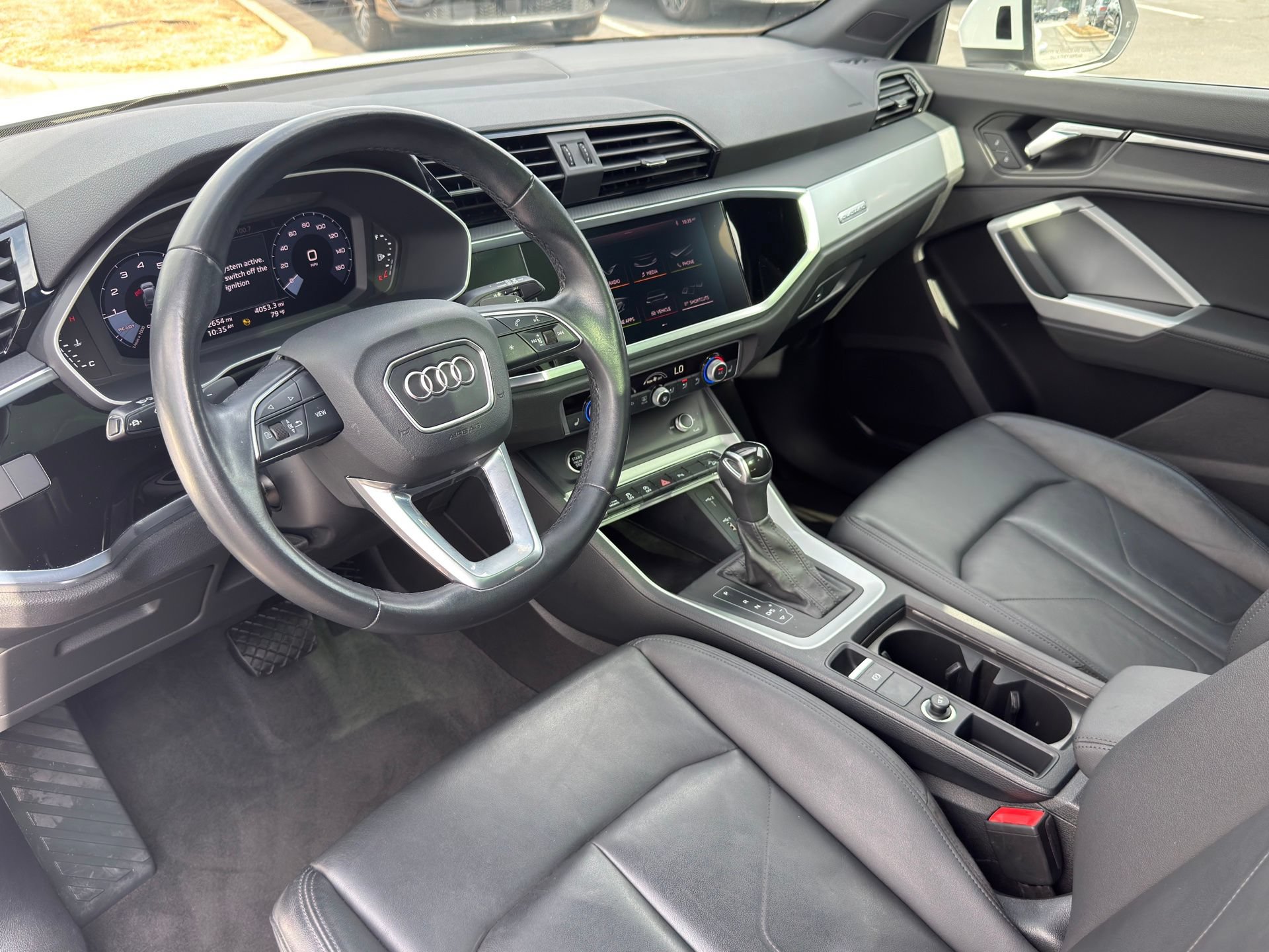 Used 2021 Audi Q3 2.0T Premium w/ Convenience Package AWD/4WD image 12