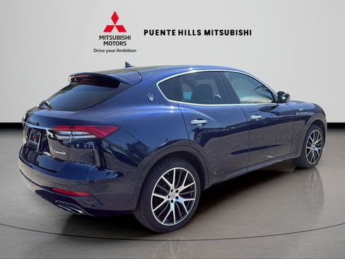 Used 2022 Maserati Levante GT AWD/4WD image 5