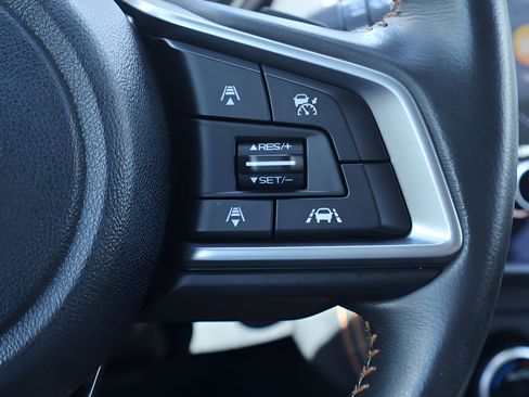Used 2019 Subaru Crosstrek 2.0i Limited w/ Moonroof Package w/Navigation AWD/4WD image 22