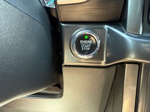 Used 2022 Ford F150 XLT w/ Equipment Group 302A High image 33