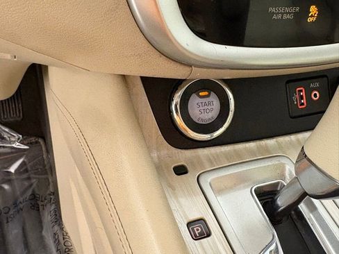 Used 2018 Nissan Murano Platinum w/ Cargo Package FWD image 32