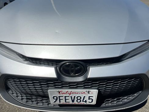 Used 2021 Toyota Corolla LE FWD image 12