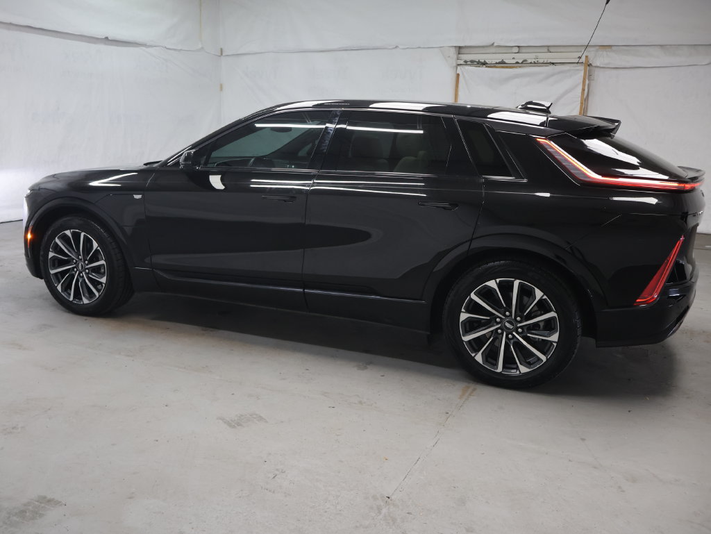 Used 2024 Cadillac Lyriq Sport w/ LPO, Floor Liner Package RWD image 4