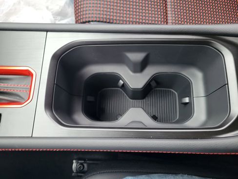 New 2026 Nissan Kicks SR w/ Cold Weather Package image 27