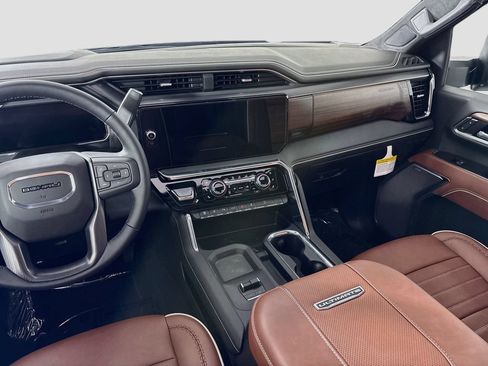 New 2026 GMC Sierra 2500 Denali Ultimate w/ LPO, Black Badging Package AWD/4WD image 24
