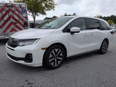 Used 2026 Honda Odyssey EX-L image 7