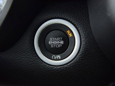 Used 2023 RAM 1500 Laramie image 33