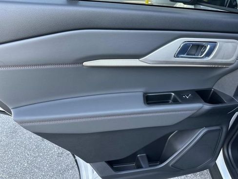 New 2026 Ford Explorer Active image 26