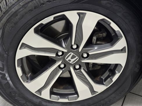 Used 2020 Honda CR-V LX image 9