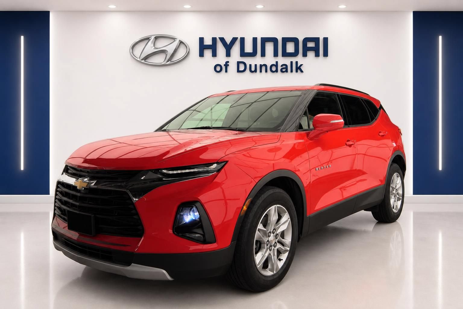 Used 2020 Chevrolet Blazer LT FWD image 3