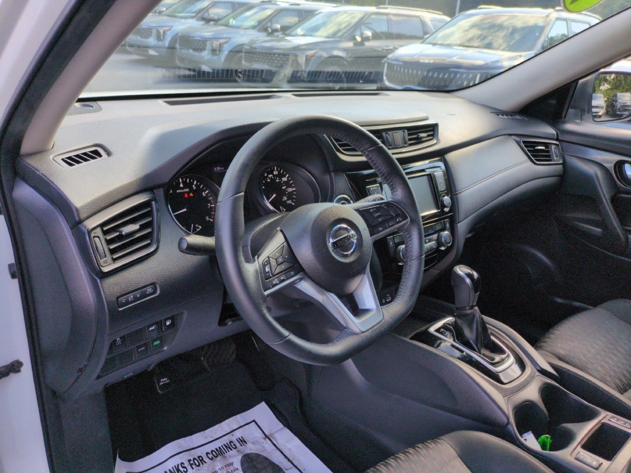 Used 2018 Nissan Rogue SV FWD image 15