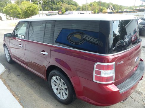 Used 2009 Ford Flex SEL image 7