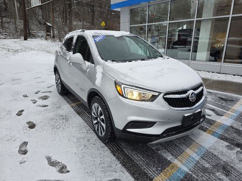 Used 2021 Buick Encore Preferred w/ Safety Package image 2