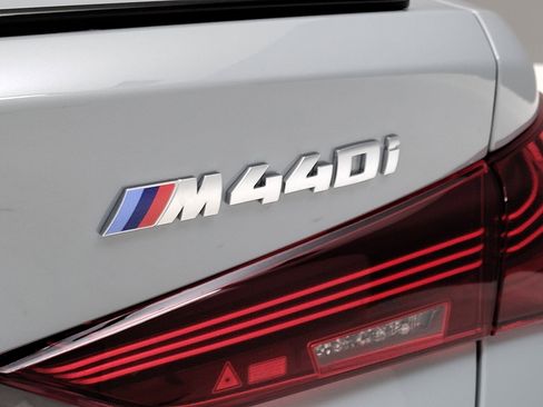 Used 2026 BMW M440i Coupe w/ Premium Package image 10