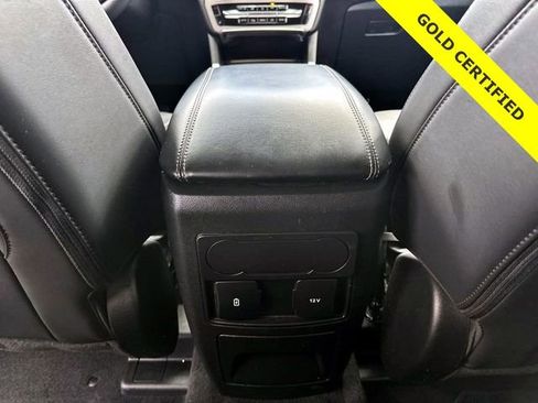 Certified 2024 Ford Explorer XLT w/ Equipment Group 202A AWD/4WD image 10